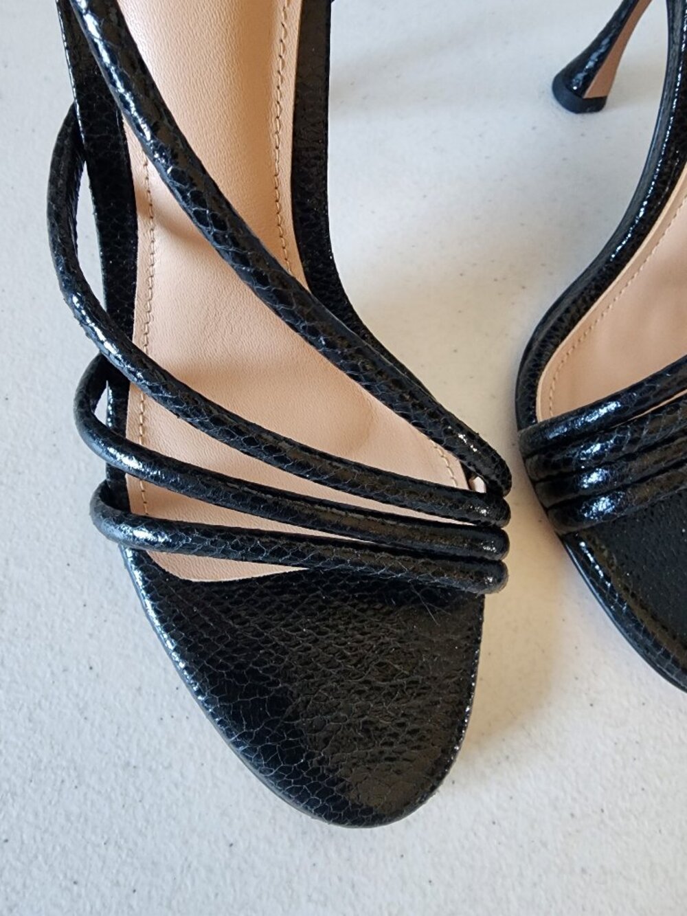 Lola Cruz Heels "NEW" - Picture 3 of 14